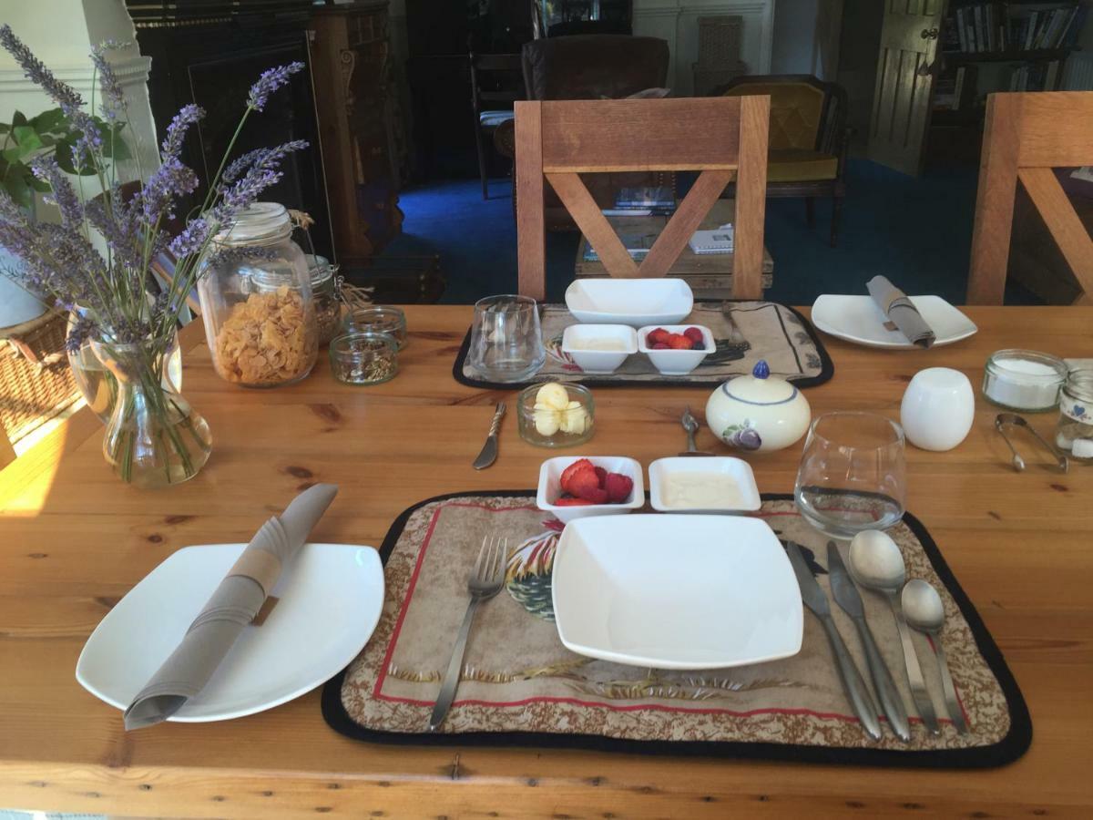 Stapehill Lodge B&B Hampreston Eksteriør bilde